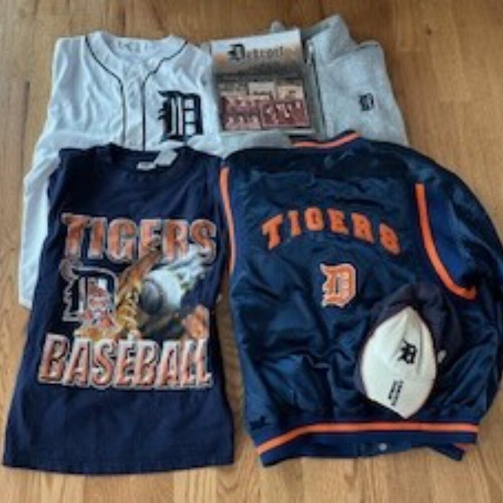 Detroit Tiger collection - Picture 2 of 11
